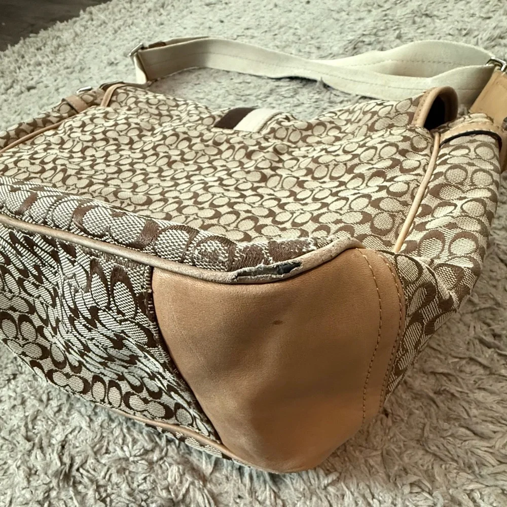 Coach Signature Voyager Messenger Bag No J0968-F70183 Tan, Beige, & Brown - Picture 7 of 16